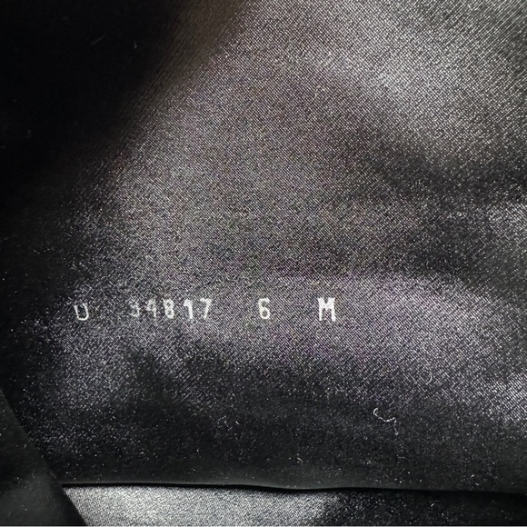 Stuart Weitzmen Black Vidaland 100MM Suede Over-the-Knee Boots - Picture 14 of 16